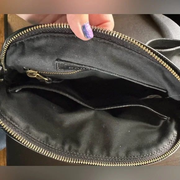 Wanderers Travel Co Beatrice Crossbody Black Leather - Picture 6 of 12